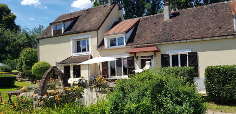   MAISON 150M2 ENVIRON 4 CHAMBRES, JARDIN ARBORE DE 2464M2, CALME ET PLAISIR DE VIVRE. A VISITER SANS PLUS TARDE Maison - 5 pi�ce(s) - 150 m�