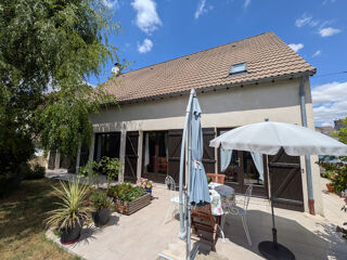 Maison 7 pièces 174 m² · à Sens · 174 m² · 275 000 €
