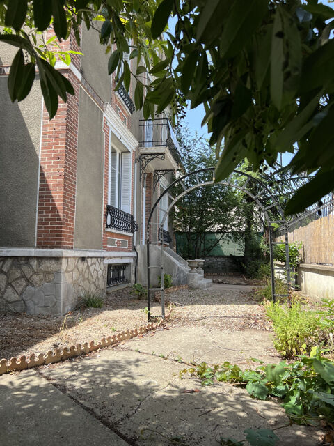  Appartement � louer 4 pi�ces 114 m�