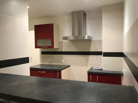  Appartement  louer 4 pices 59 m