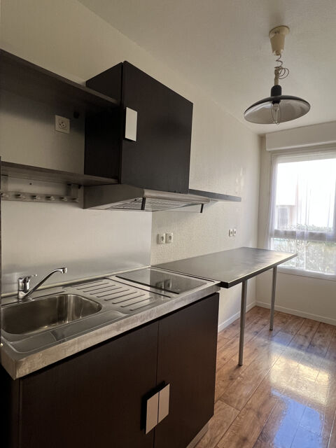   F2 rez-de-chauss�e Appartement - 2 pi�ce(s) - 48 m�