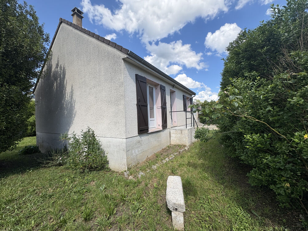 MAISON 2 RENOVEE 2 CHAMBRES DANS COMMUNE 12km AU SUD DE SENS TOUTES COMMODITES