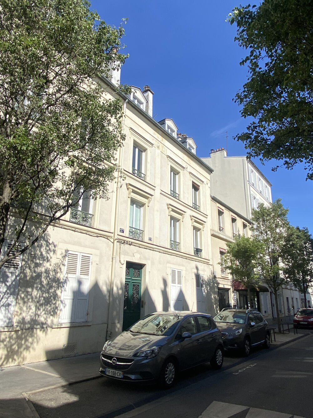 VINCENNES - Rue de la Prévoyance - 2/3 pièces atypique avec terrasse arborée