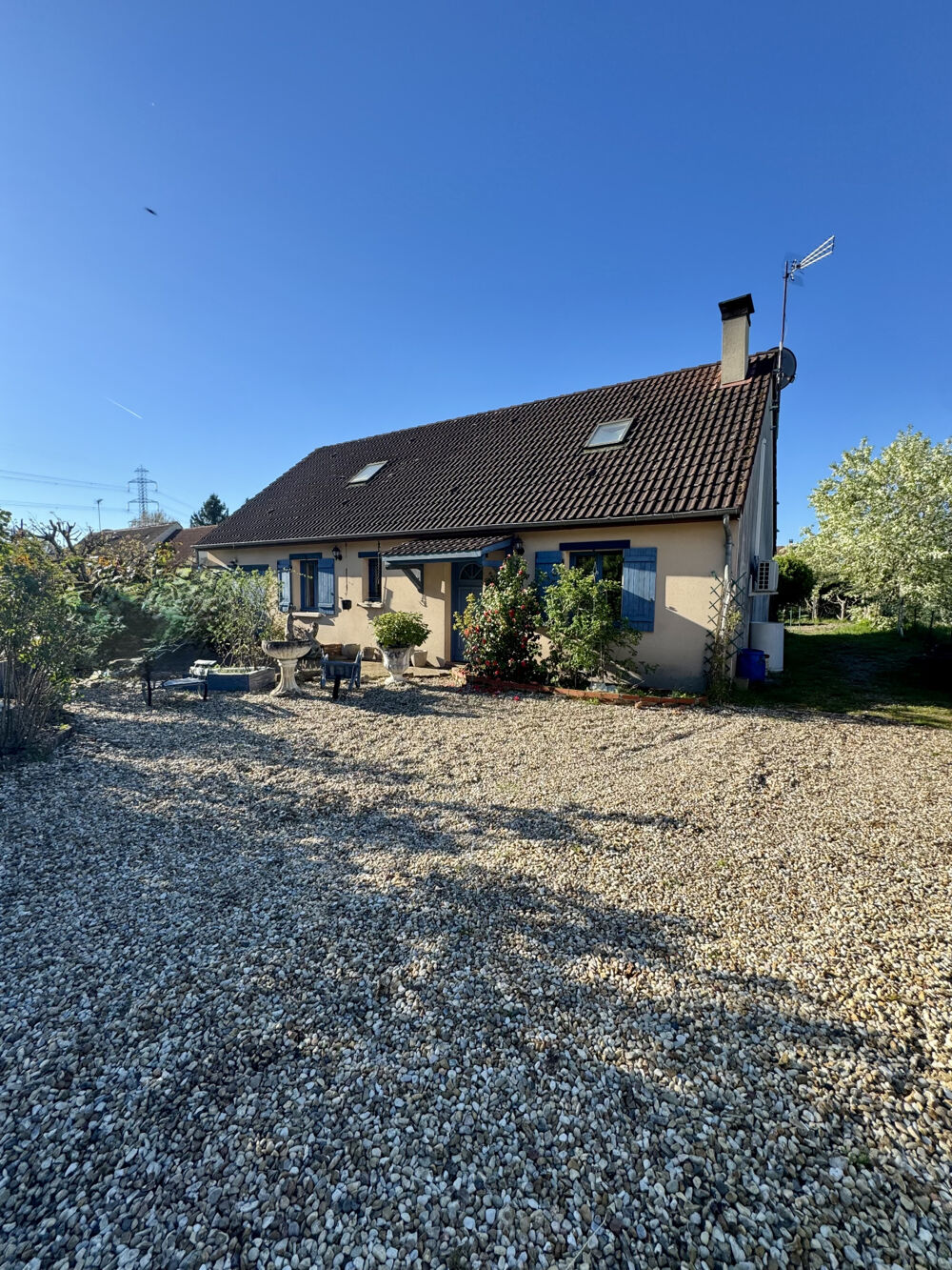 CALME, 4 CHAMBRES, TOUT A L'EGOUT, ECOLES, LES BORDES (45)