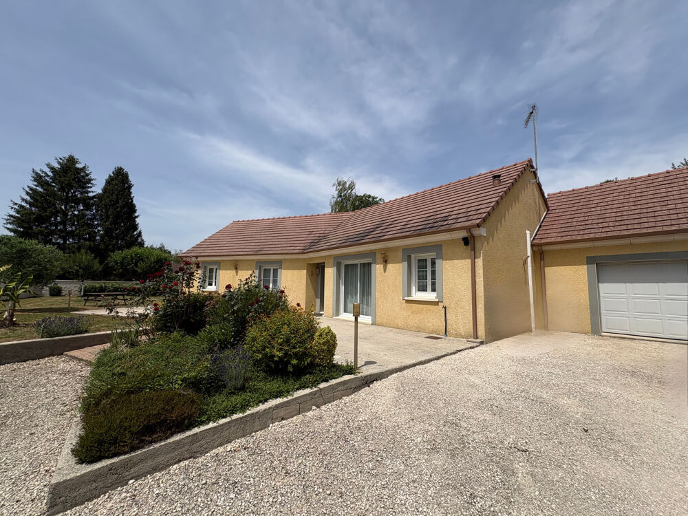 GRAND PAVILLON DE PLAIN PIED DANS SECTEUR RECHERCHE DE L'AGGLOMERATION SENONAISE