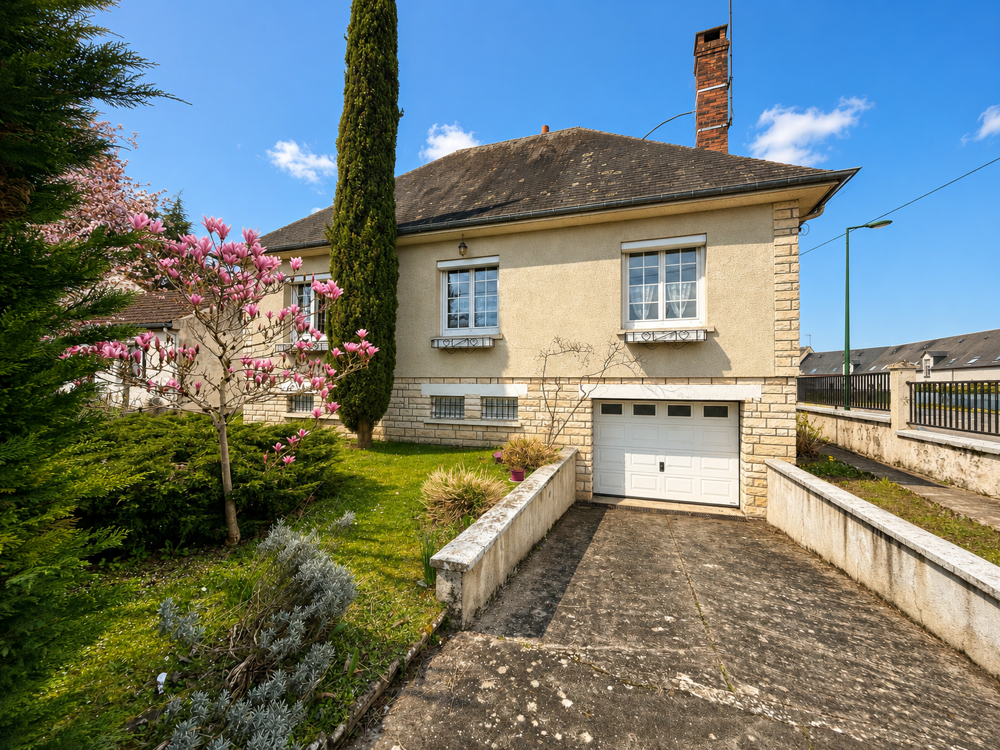 Vente Maison MAISON , ECOLES A PIED PRES DES COMMODITEES Lorris