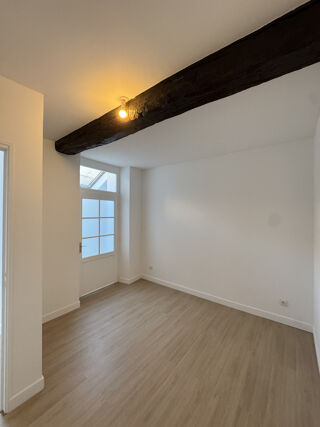  Appartement à louer 1 pièce 31 m²