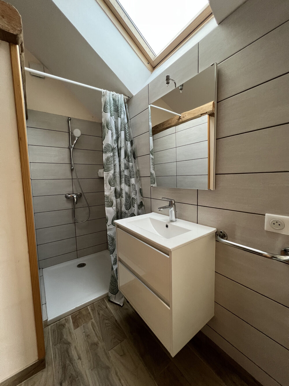 Location Appartement Studio meublé avec jardin Le bignon mirabeau
