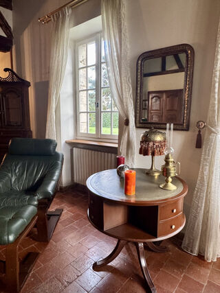  Propri�t�/ch�teau � vendre 11 pi�ces 310 m�