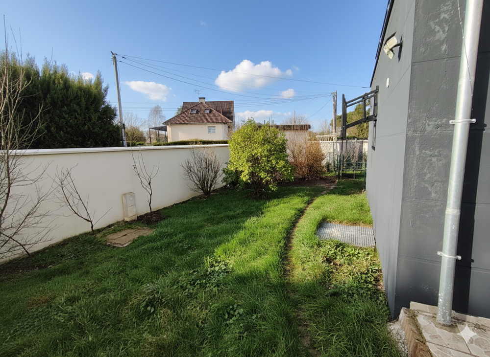 MAISON CONTEMPORAINE, SECTEUR RECHERCHE, 5 CHAMBRES, 484M2 TERRAIN CLOS