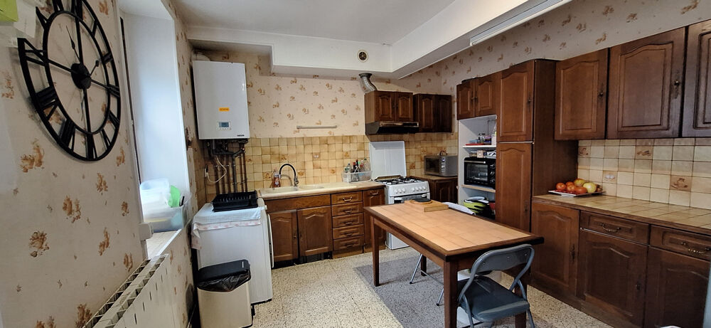 MAISON LAROCHE 2/3 CHAMBRES 95M2 ENVIRON,DEPENDANCE 64M2,GARAGE/GRANGE 50M2,GARAGE 39M2,ET CAVE.TERRAIN 544M2.