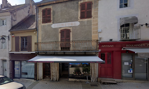 LOCAL - COEUR DE VILLAGE 600 71390 Buxy