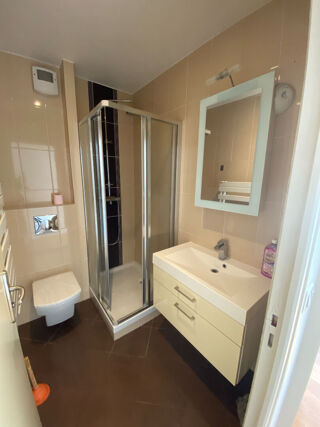  Appartement à louer 2 pièces 33 m²