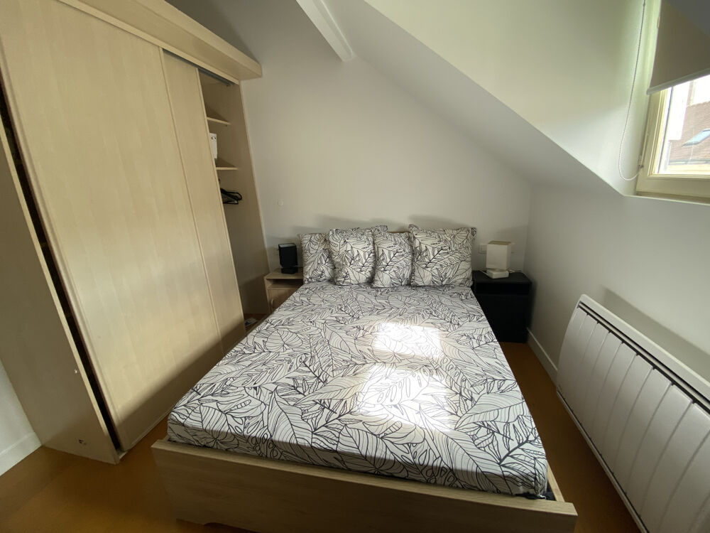 Location Appartement Appartement duplex meublé - 3 pièces 49 m2 avec terrasse privative. St germain en laye