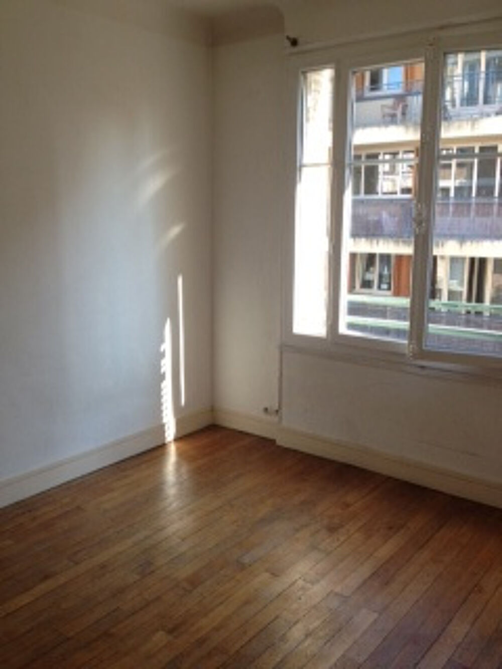 Location Appartement Appartement Saint-germain-en-laye 1 pièce(s) 28 m2 St germain en laye