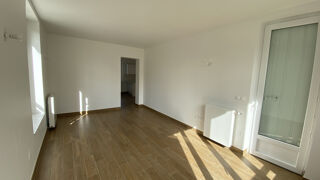  Maison à louer 8 pièces 157 m²
