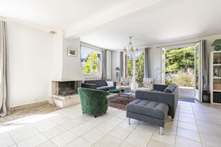  Maison à vendre 10 pièces 202 m²
