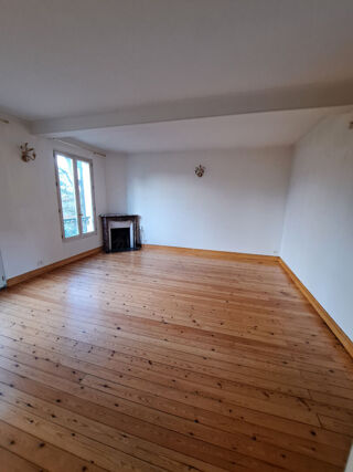  Maison à louer 7 pièces 175 m² L etang la ville