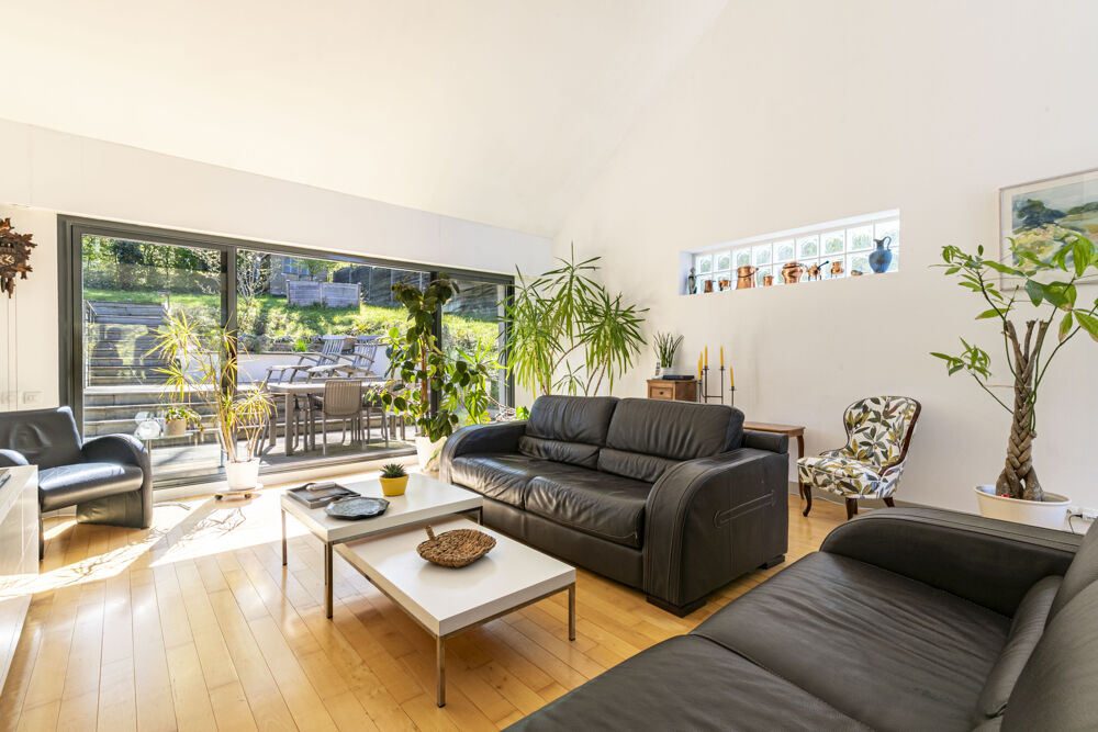 MAISON MODERNE L'ÉTANG-LA-VILLE