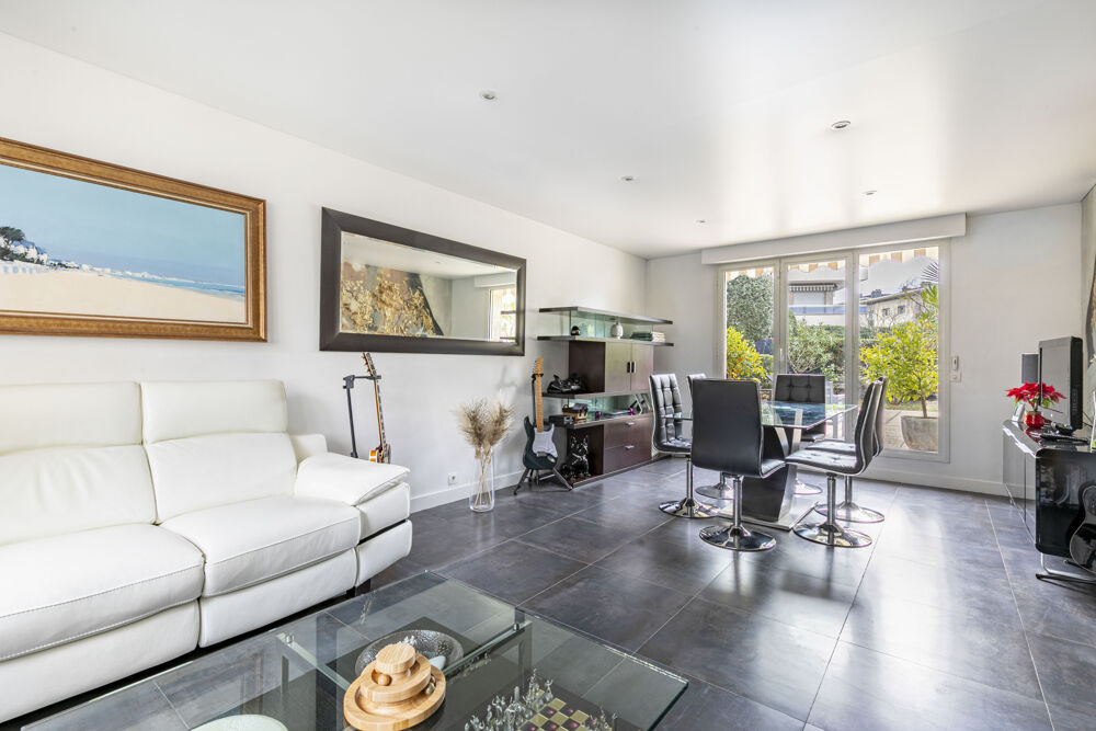 Vente Appartement Appartement 3 pièces 79m2 terrasse/jardin 170m2 St germain en laye