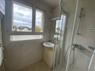  Appartement à louer 3 pièces 62 m²
