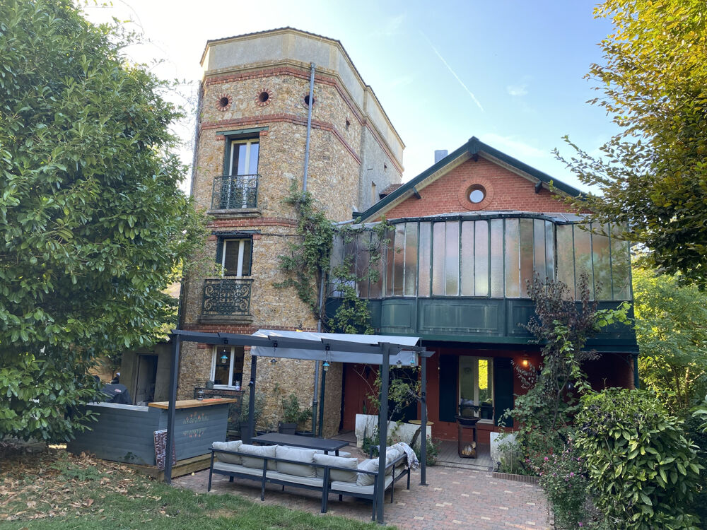 Location Maison Demeure de 175 m2 situé à L'Étang-la-Ville. L etang la ville