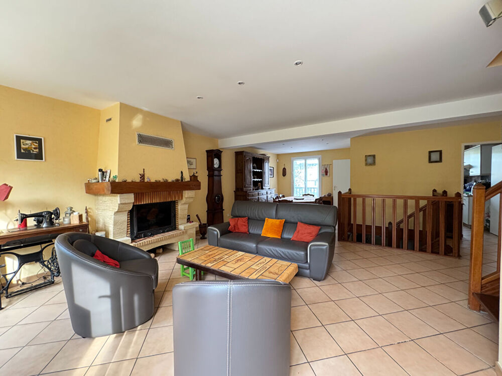 Maison Saint Germain En Laye 8 pièce(s) 182 m2