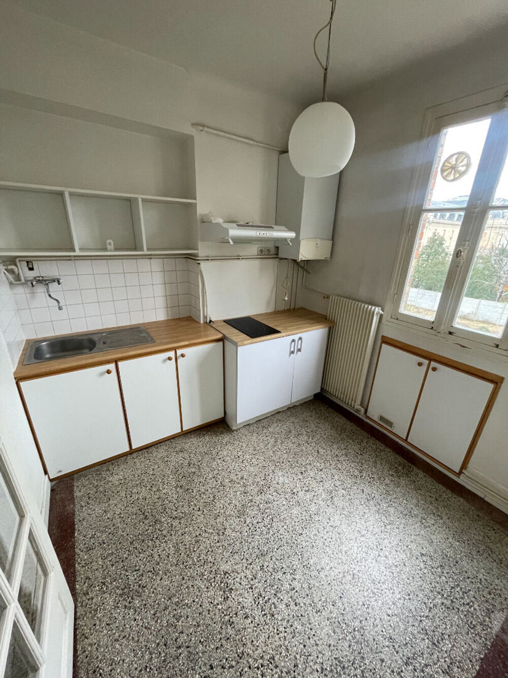 Location Appartement Appartement Saint-germain-en-laye 1 pièce(s) 28 m2 St germain en laye