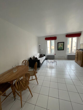  Appartement à louer 4 pièces 59 m²