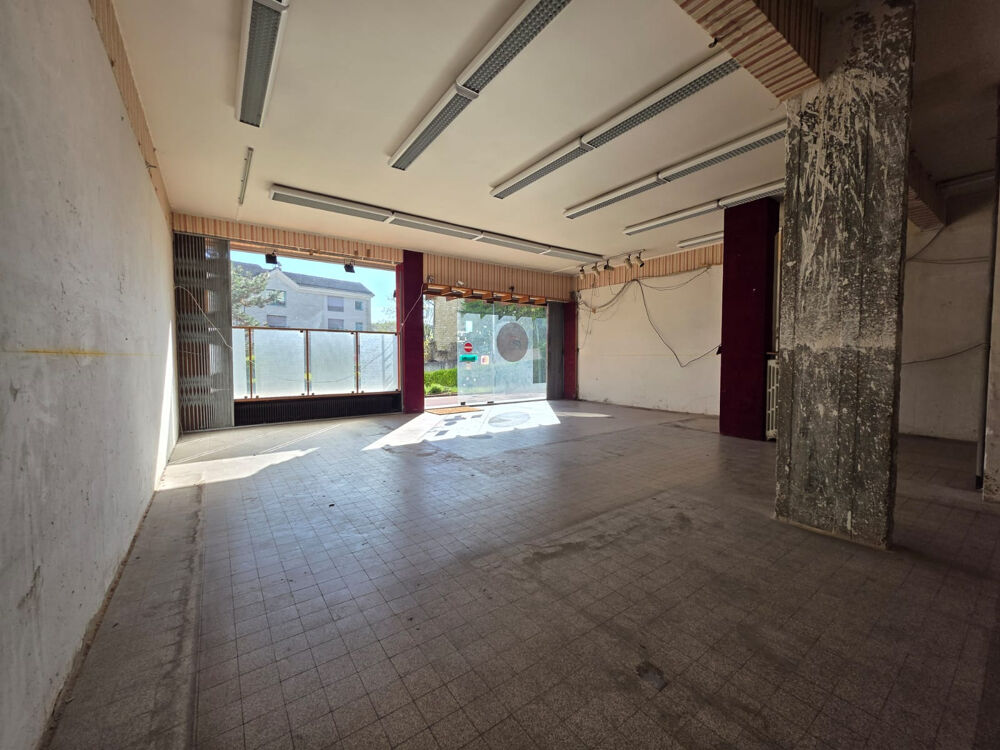   Local Commercial - 60.65 M2 - Saint Germain en Laye 