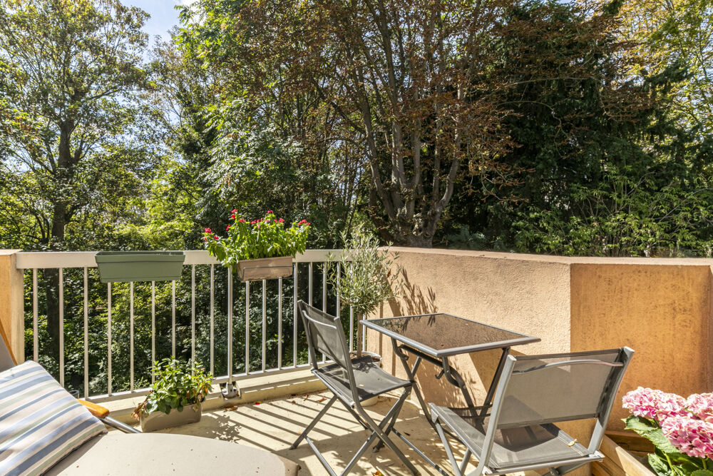 Vente Appartement Appartement - 98 m2 - 4 pièces - 3 chambres - Balcon St germain en laye