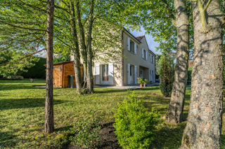  Maison à vendre 8 pièces 245 m²