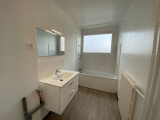  Appartement � louer 3 pi�ces 77 m�