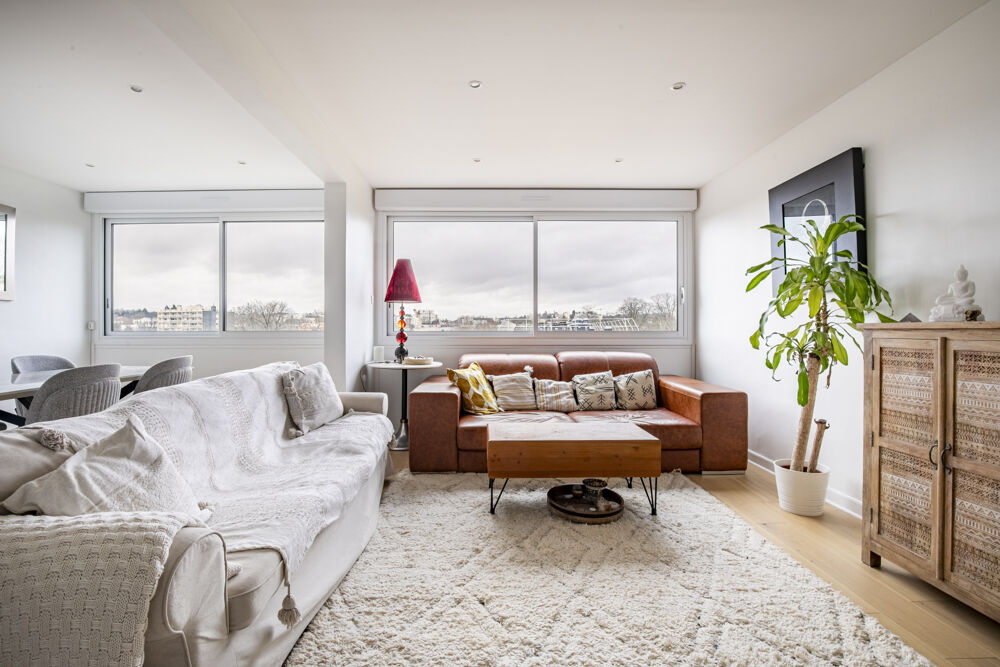 Appartement DERNIER ETAGE 3 chambres Saint Germain
