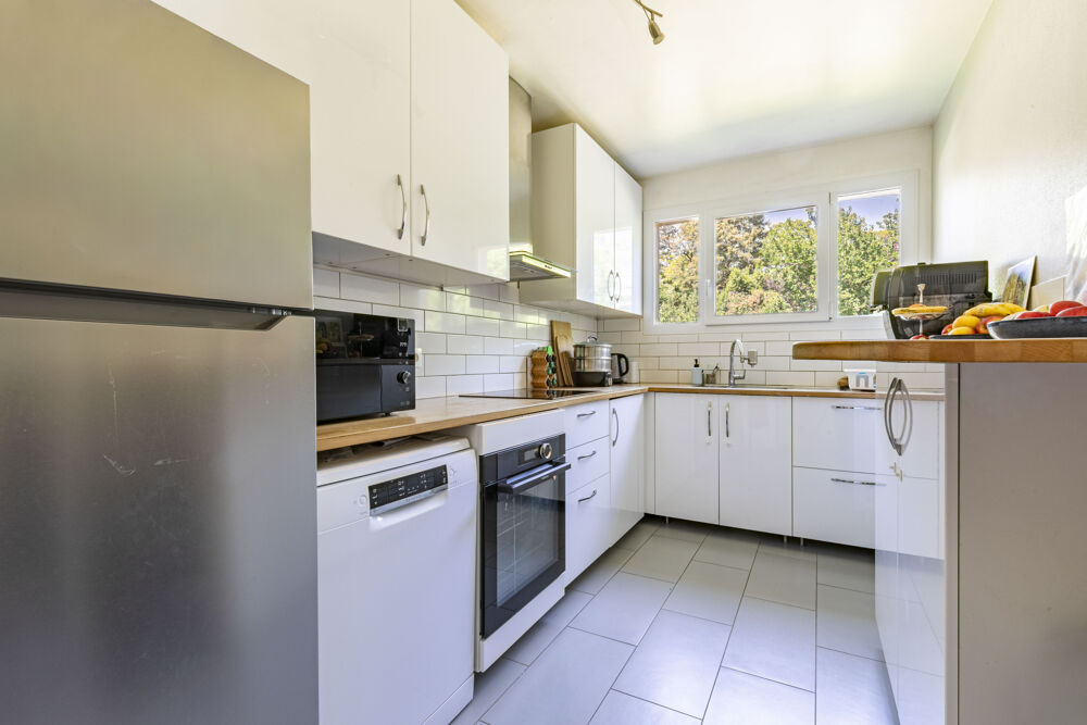 Vente Appartement Appartement - 98 m2 - 4 pièces - 3 chambres - Balcon St germain en laye