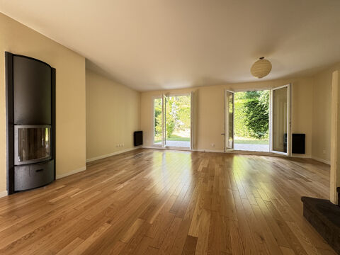   Maison 5 chambres Chambourcy Maison - 8 pièce(s) - 151 m²