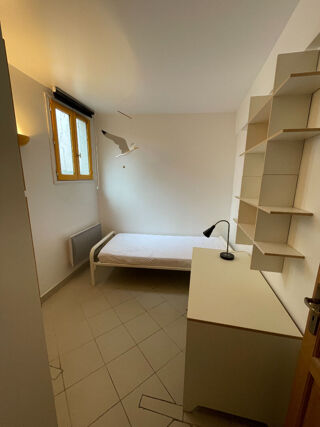  Appartement à louer 4 pièces 59 m²