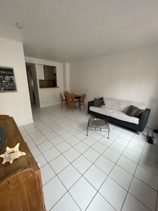  Appartement à louer 4 pièces 59 m²