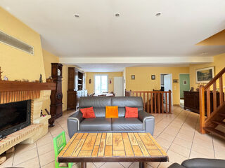  Maison à vendre 8 pièces 182 m²