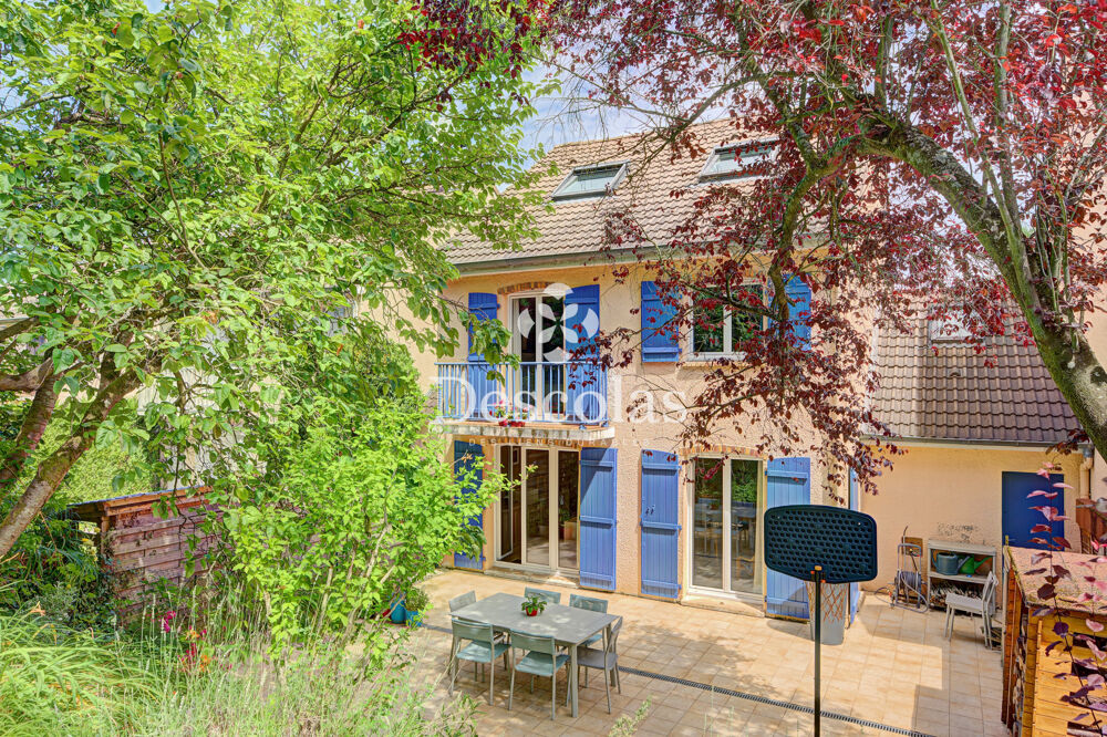 à vendre  Maison Saint-Germain-en-Laye (78100)