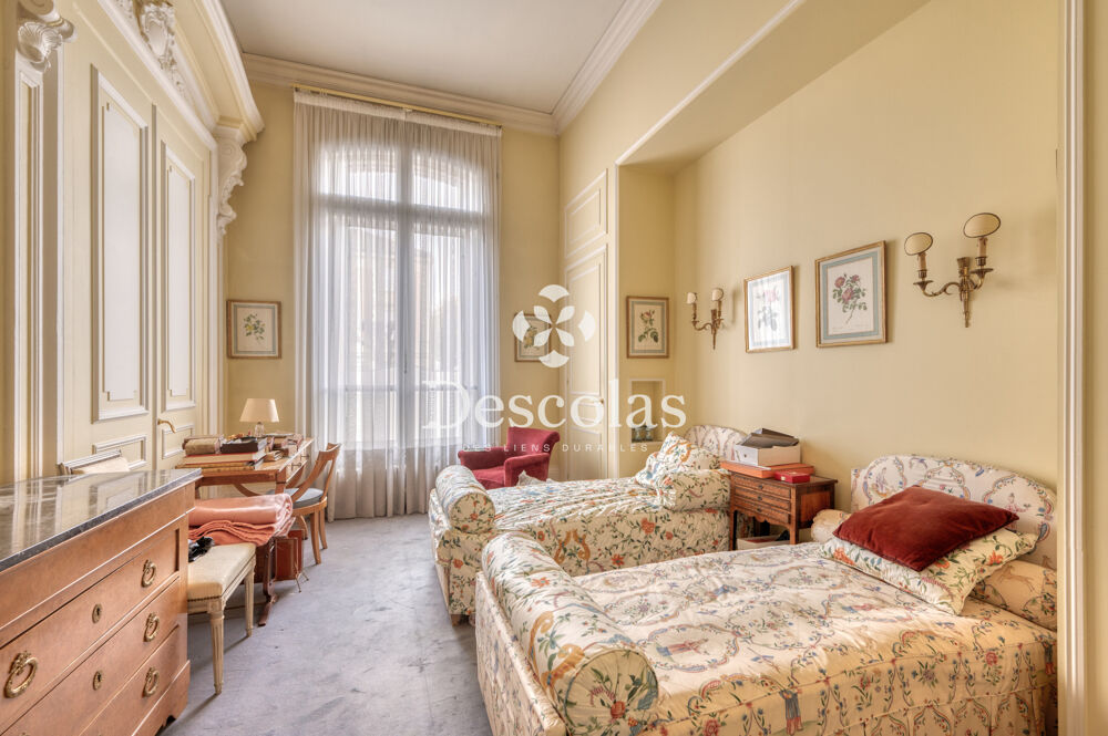à vendre  Propriété/château Saint-Germain-en-Laye (78100)