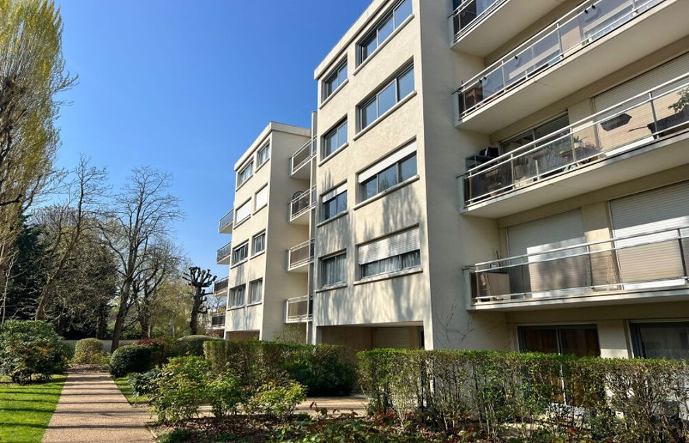 Quartier Centre administratif - Appartement 3 pièces balcon