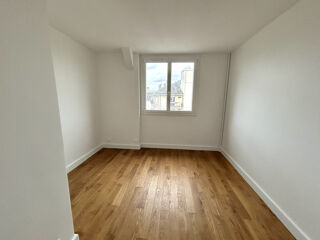  Appartement à louer 3 pièces 67 m²