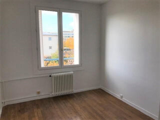  Appartement à louer 2 pièces 41 m² Le pecq