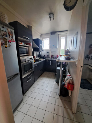  Appartement à louer 3 pièces 76 m²