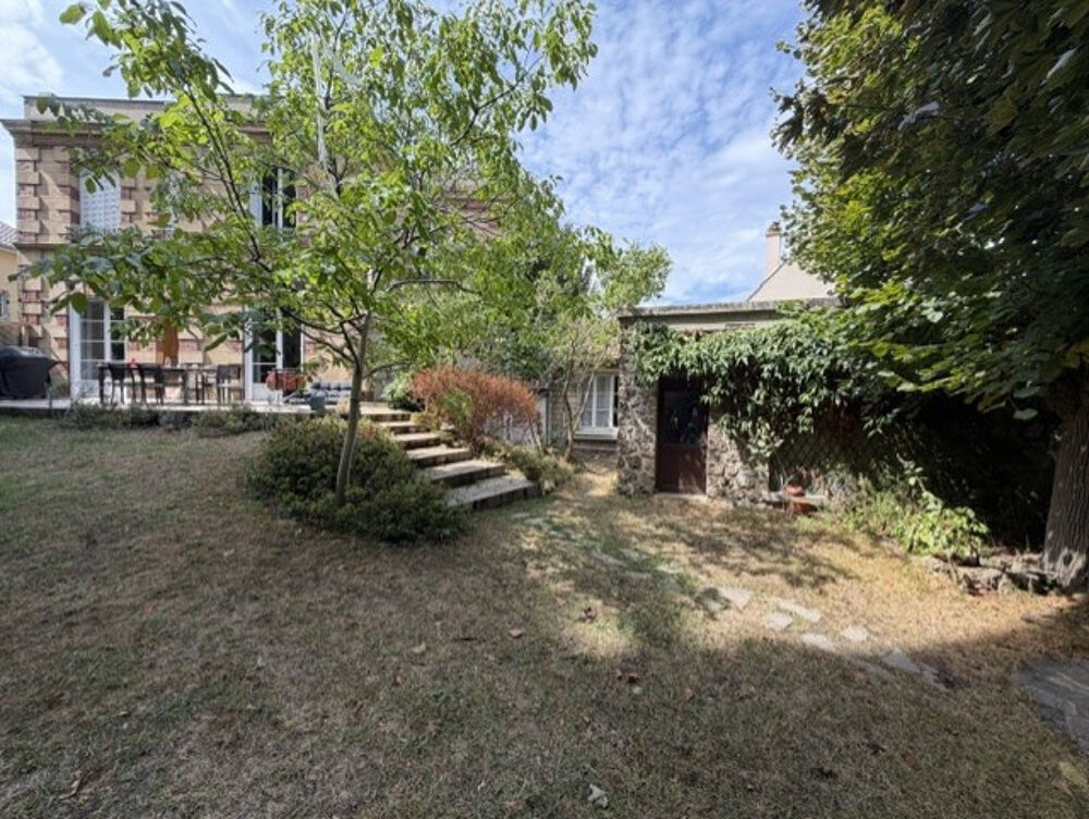 Location Maison MAISON ST GERMAIN EN LAYE - 6 pièce(s) - 106.51 m2 St germain en laye