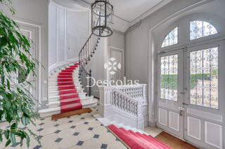  Propri�t�/ch�teau � vendre 15 + pi�ces 773 m�