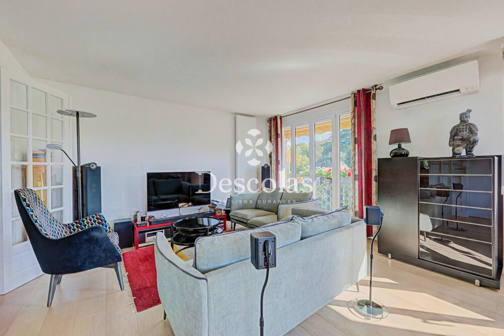 Vente Appartement SAINT-GERMAIN-EN-LAYE - Appartement en parfait état en dernier étage St germain en laye