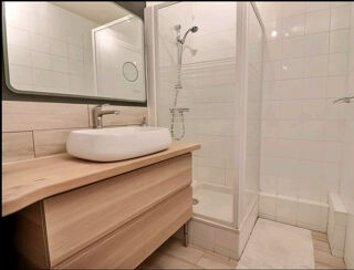  Appartement à louer 3 pièces 61 m²