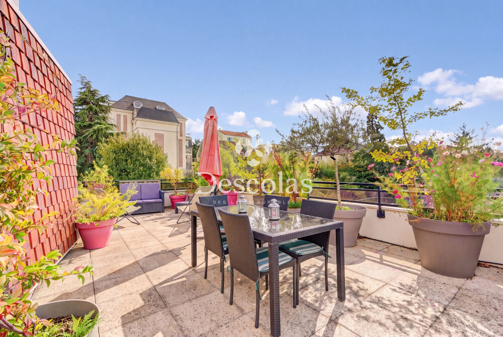 Vente Appartement SAINT CYR L'ÉCOLE Quartier Victor Hugo - Appartement terrasse 6 pièces 146.08m2 St cyr l ecole